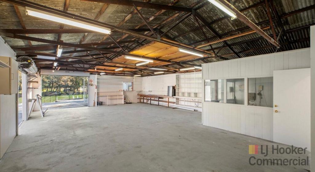 19 Lake St, Budgewoi, NSW 2262