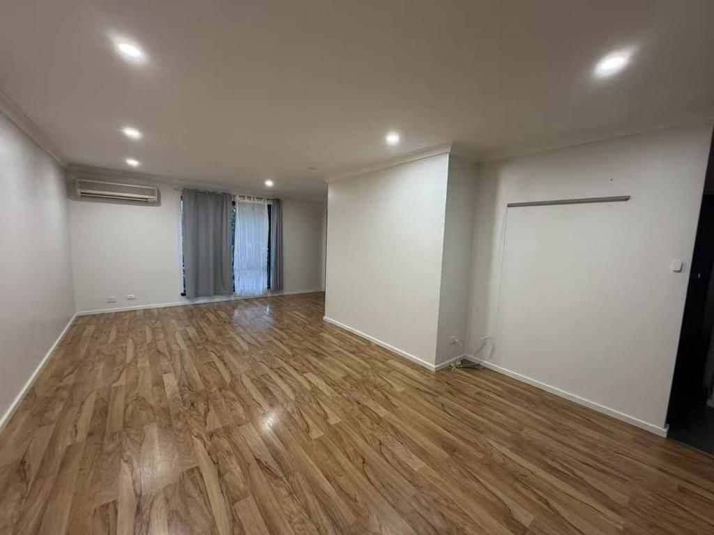 2/11 Kinsella St, Joondanna, WA 6060