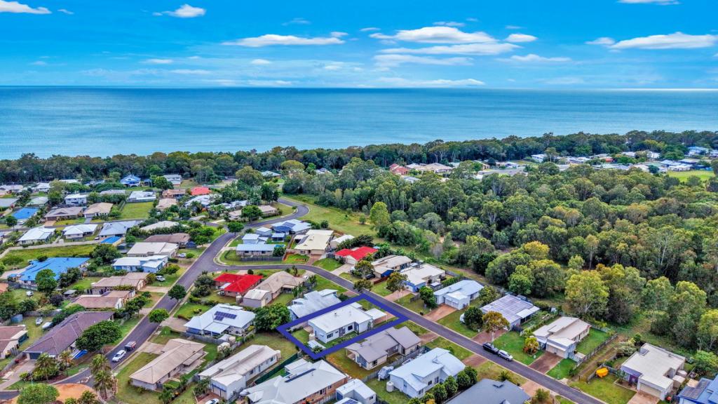 7 Swan View Ct, Toogoom, QLD 4655