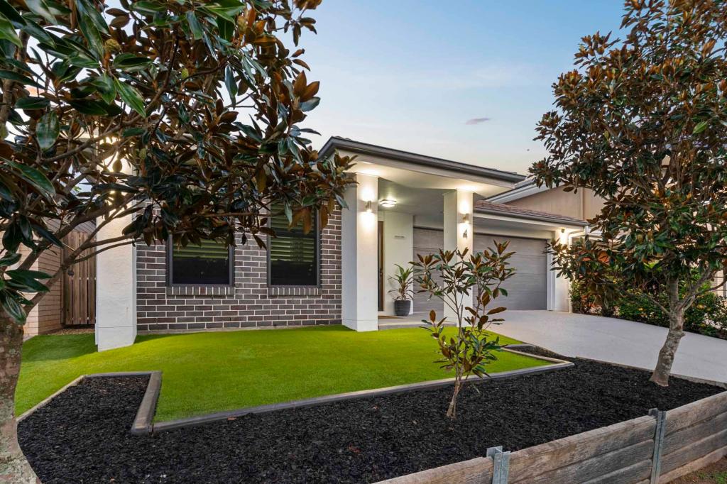 4 Comet Cct, Warner, QLD 4500