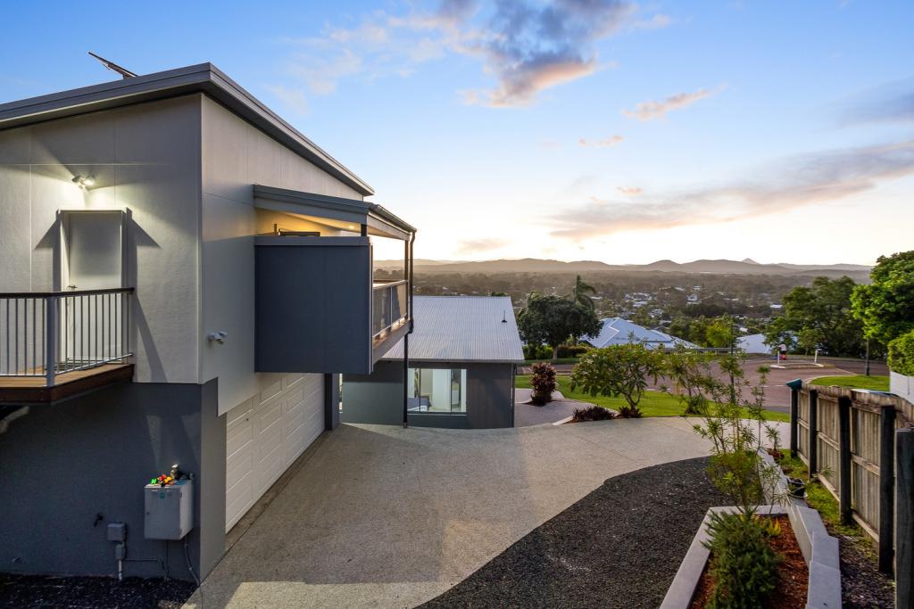 25 Avalon St, Coolum Beach, QLD 4573