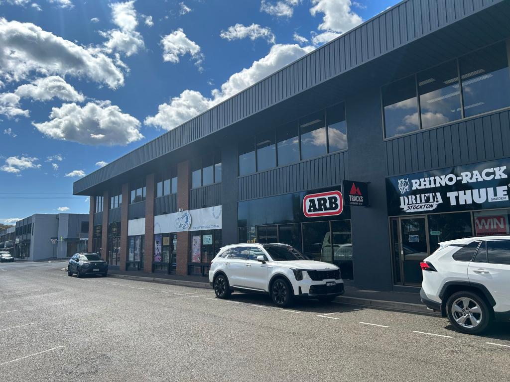 72 Dundas Ct, Phillip, ACT 2606