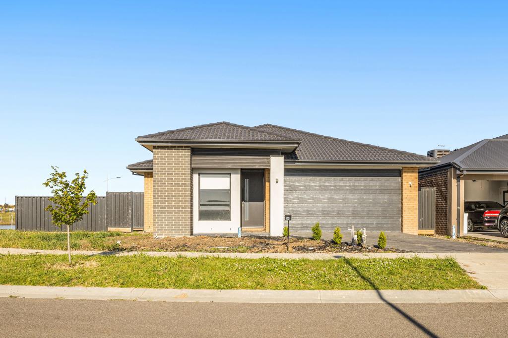 34 RAM CCT, WALLAN, VIC 3756