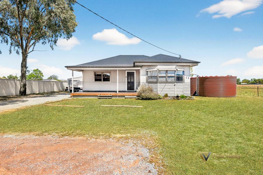 1a Warwick Rd, Tamworth, NSW 2340