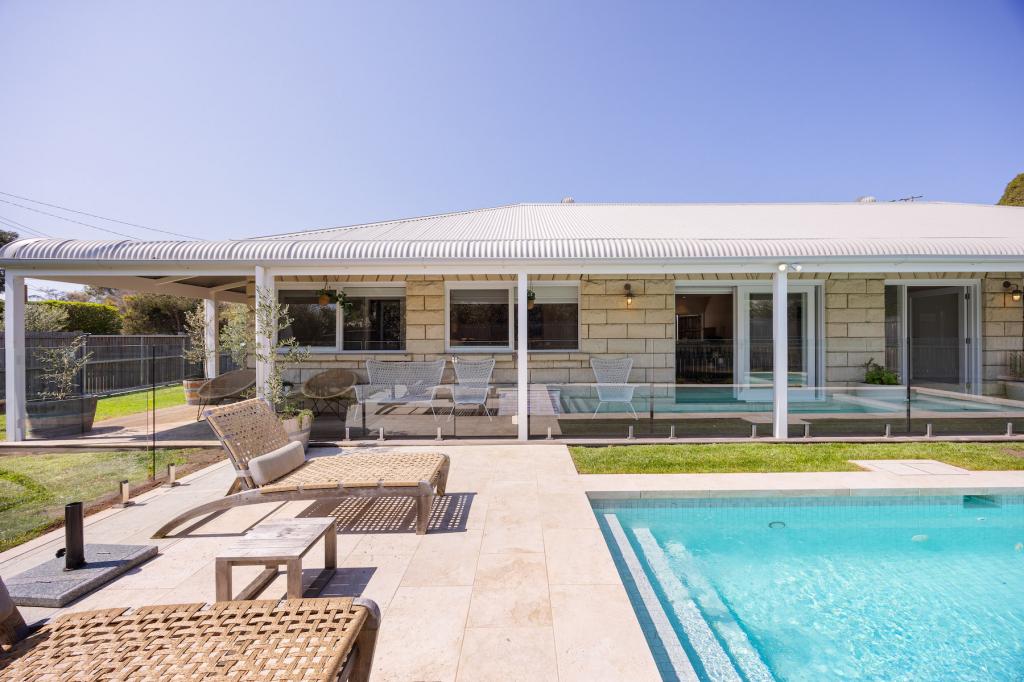 2 BOSTON CT, SORRENTO, VIC 3943