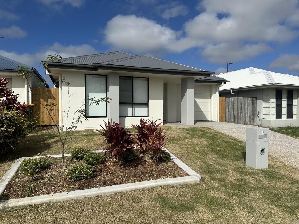 9 Burleigh Ct, Blacks Beach, QLD 4740
