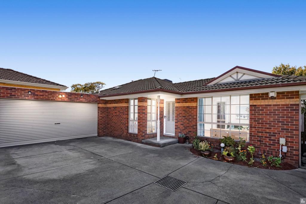 17b Buick Cres, Mill Park, VIC 3082