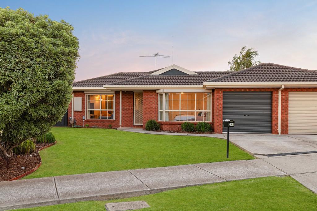 2/1 Gunsynd Ct, Keilor Downs, VIC 3038