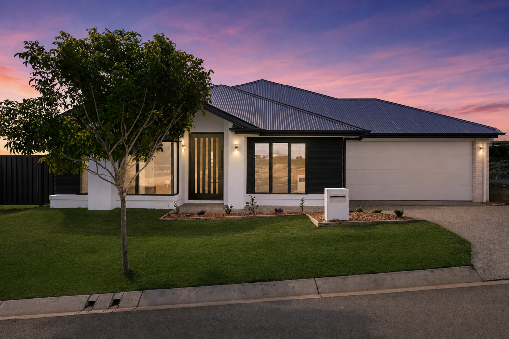 4 FREEMAN CT, URRAWEEN, QLD 4655