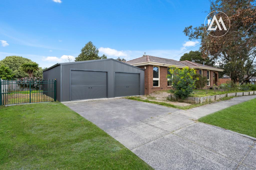 1 Pamela Pl, Langwarrin, VIC 3910