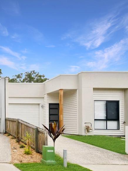 9 Malibu Rd, Lawnton, QLD 4501