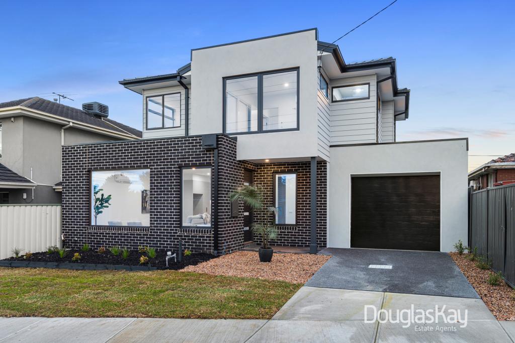 76 ARDOYNE ST, SUNSHINE, VIC 3020