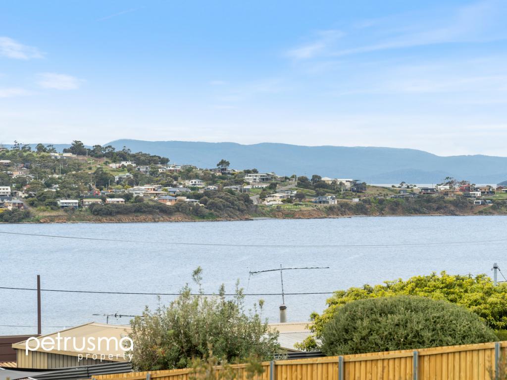 2 Sea Eagle Rd, Primrose Sands, TAS 7173