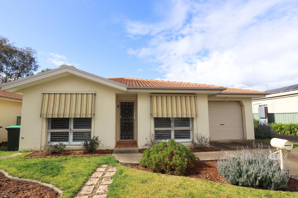 2a Murringo St, Young, NSW 2594