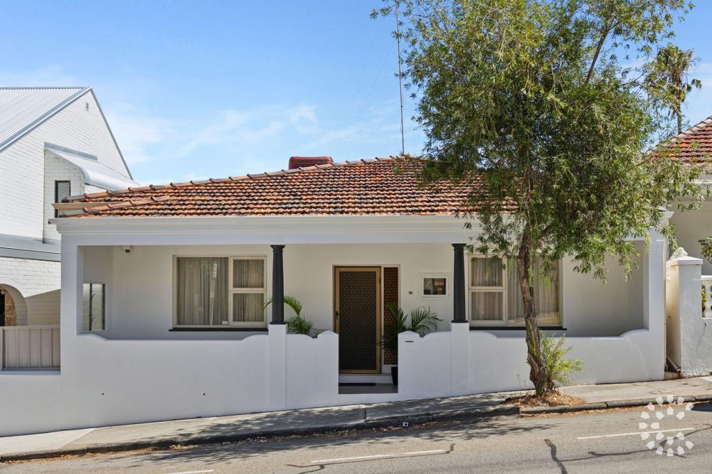 18 FINNERTY ST, FREMANTLE, WA 6160