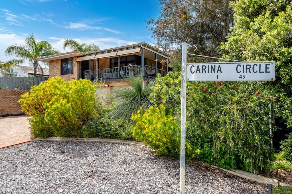 4 CARINA CIR, HALLS HEAD, WA 6210