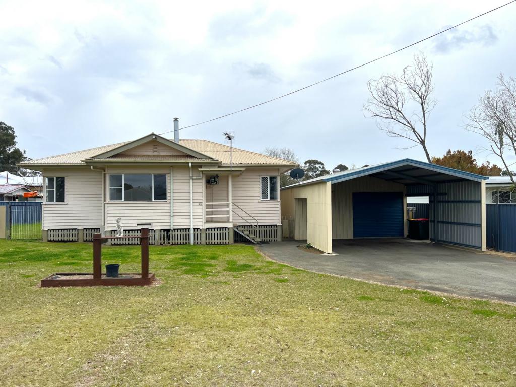 40 James St, Kingaroy, QLD 4610
