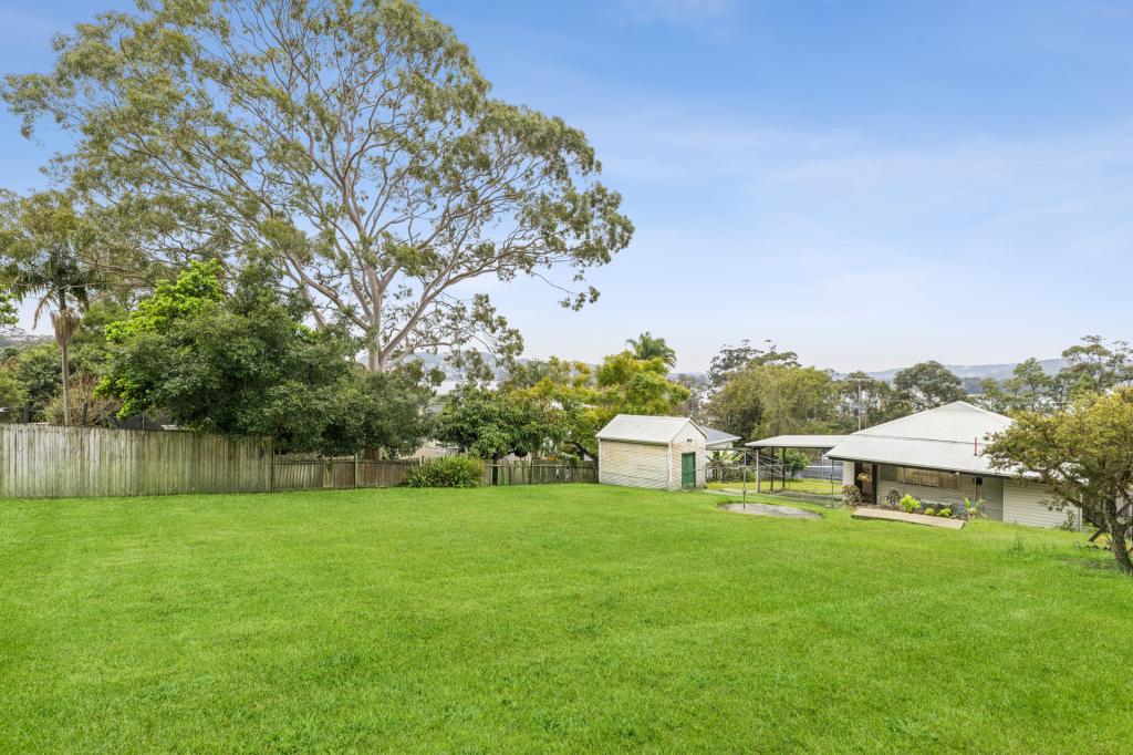 31 Brisbane Water Dr, Point Clare, NSW 2250