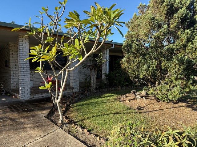 8 Corfield St, Point Vernon, QLD 4655