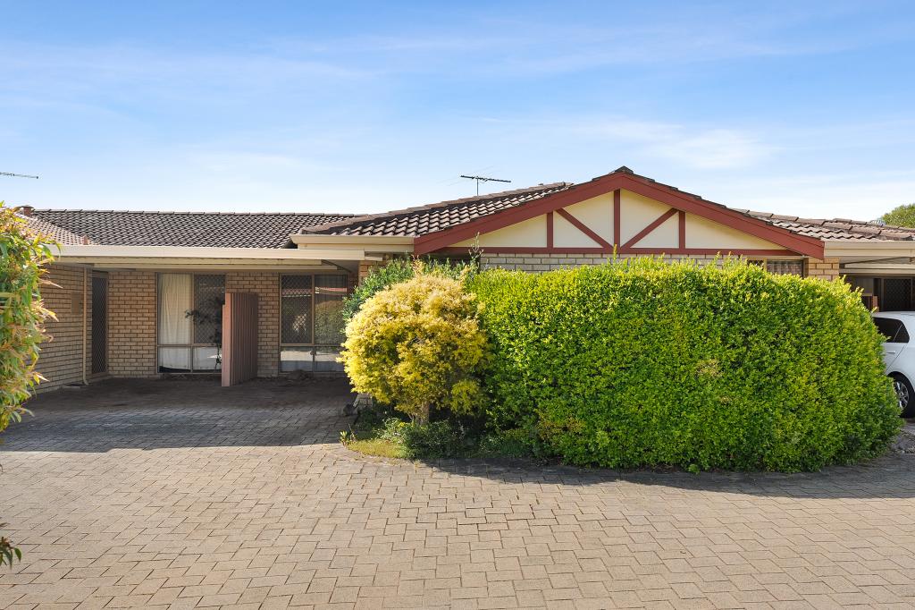 16/10 Merope Cl, Rockingham, WA 6168