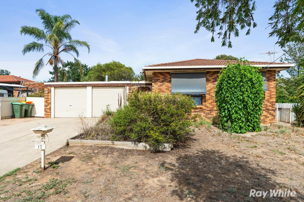 17 Clowes Pl, Ashmont, NSW 2650