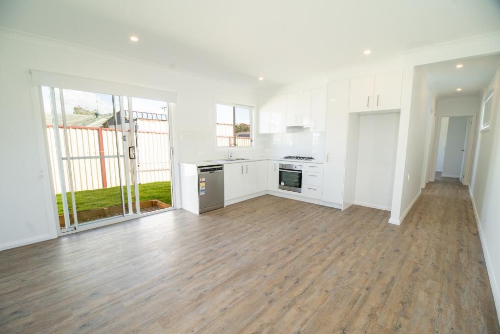 20a King Rd, Camden South, NSW 2570