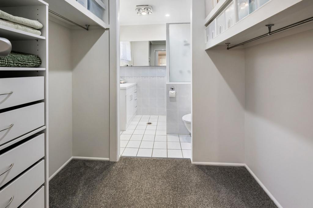 12 Cambridge Ave, Andergrove, QLD 4740