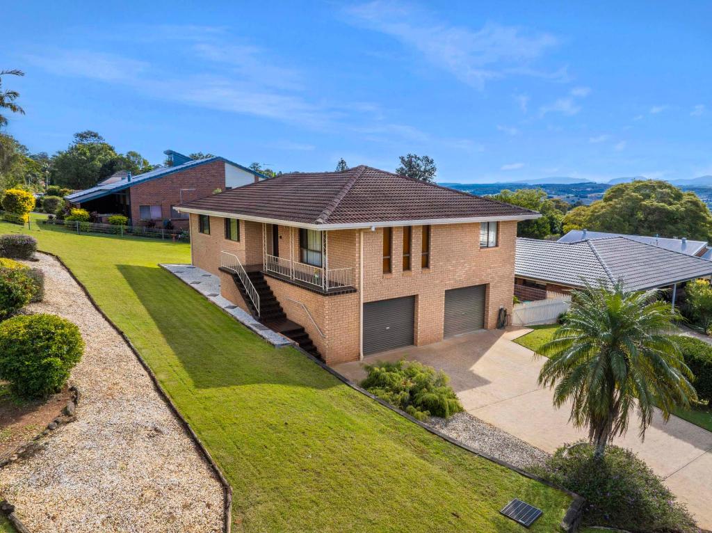 2 ROSEGUM DR, GOONELLABAH, NSW 2480