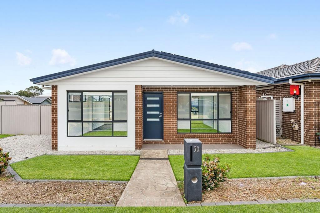 30 Cain Ave, Gregory Hills, NSW 2557