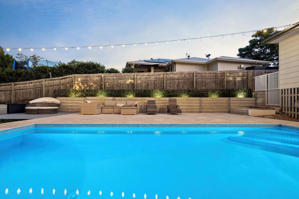 4 Murphys Lane, Oxenford, QLD 4210