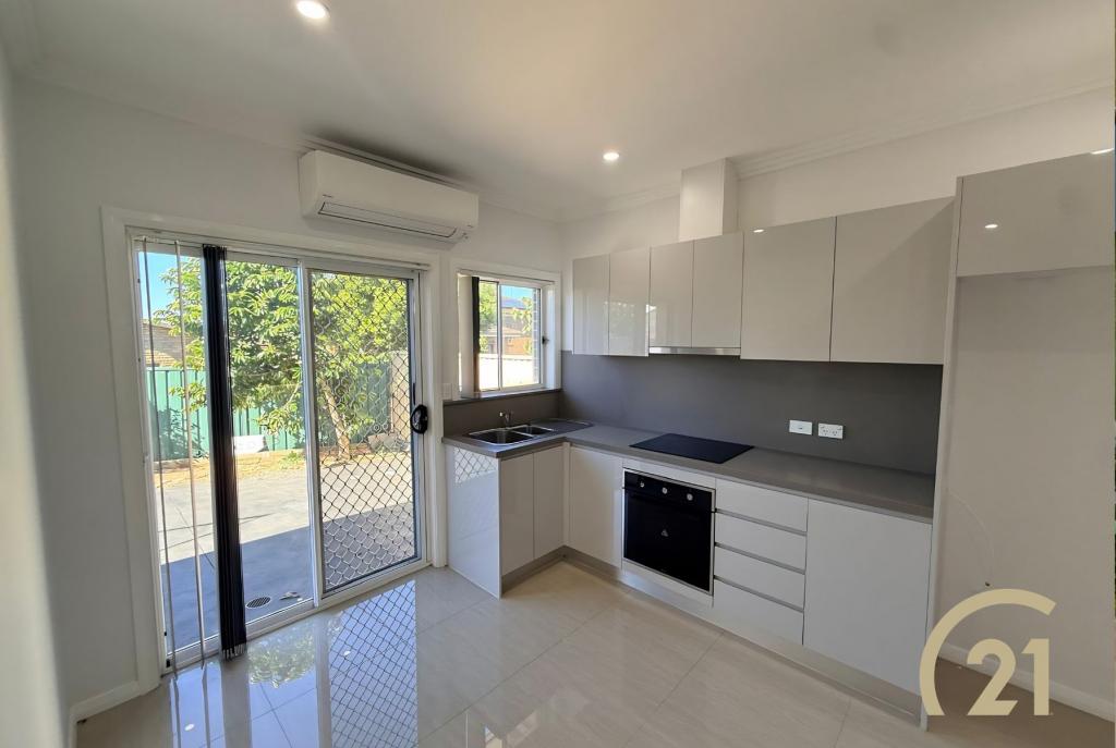 18A MIMOSA RD, BOSSLEY PARK, NSW 2176