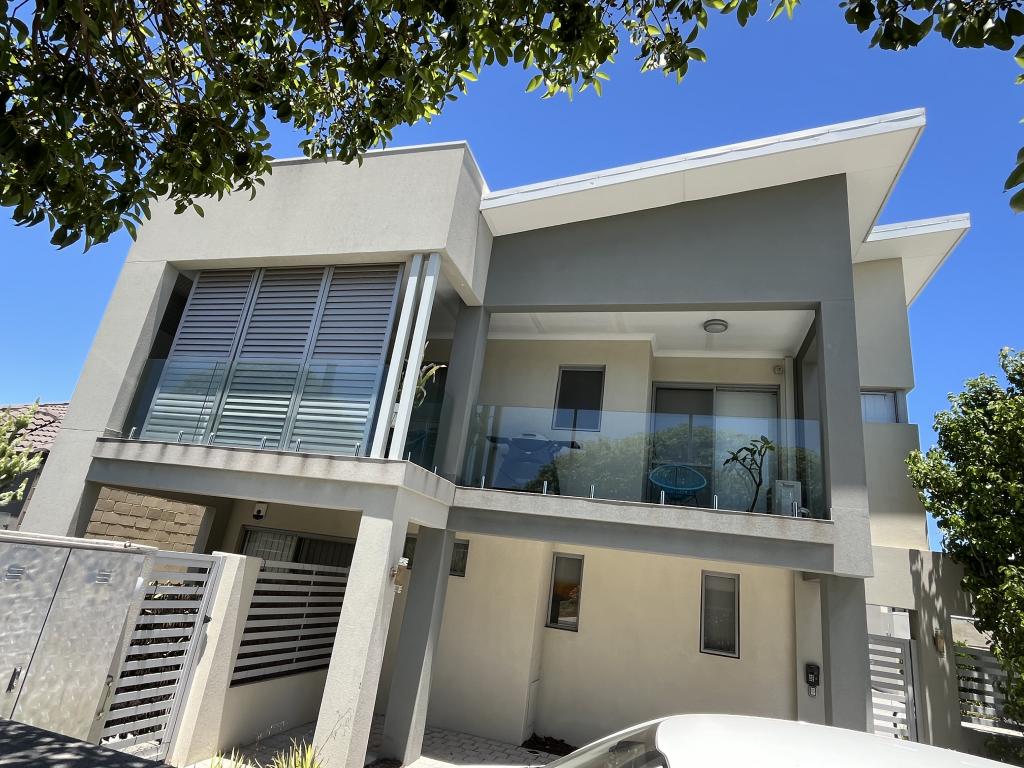 4/190 Surry Rd, Rivervale, WA 6103