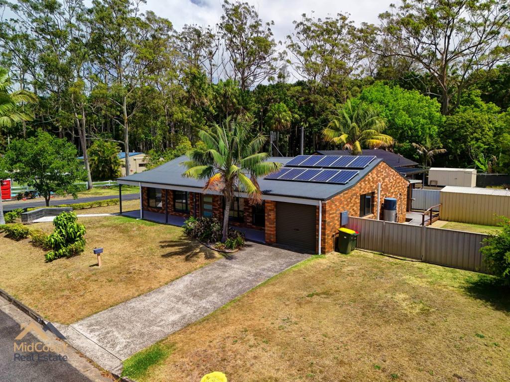 2 Eden Pl, Tuncurry, NSW 2428