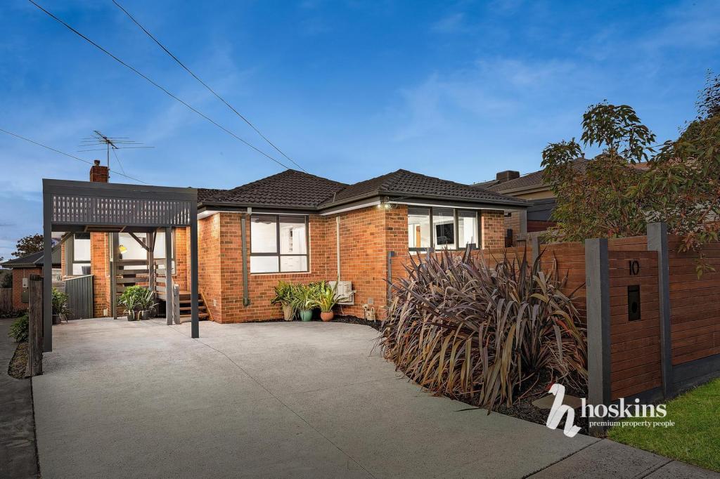 10 CHIRNSIDE DR, CHIRNSIDE PARK, VIC 3116