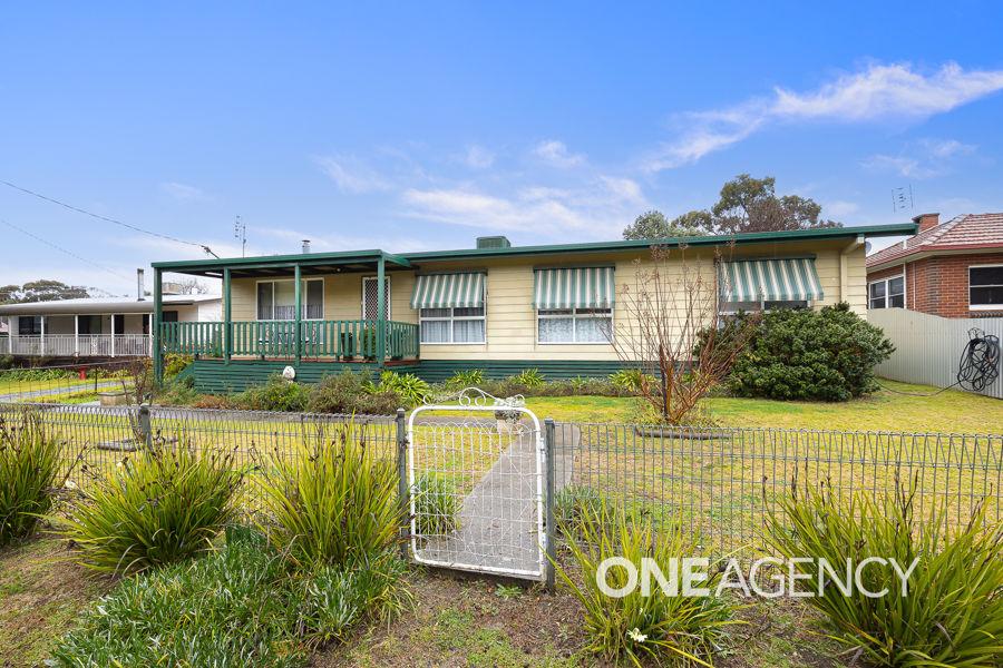 23 Sydney St, Tarcutta, NSW 2652