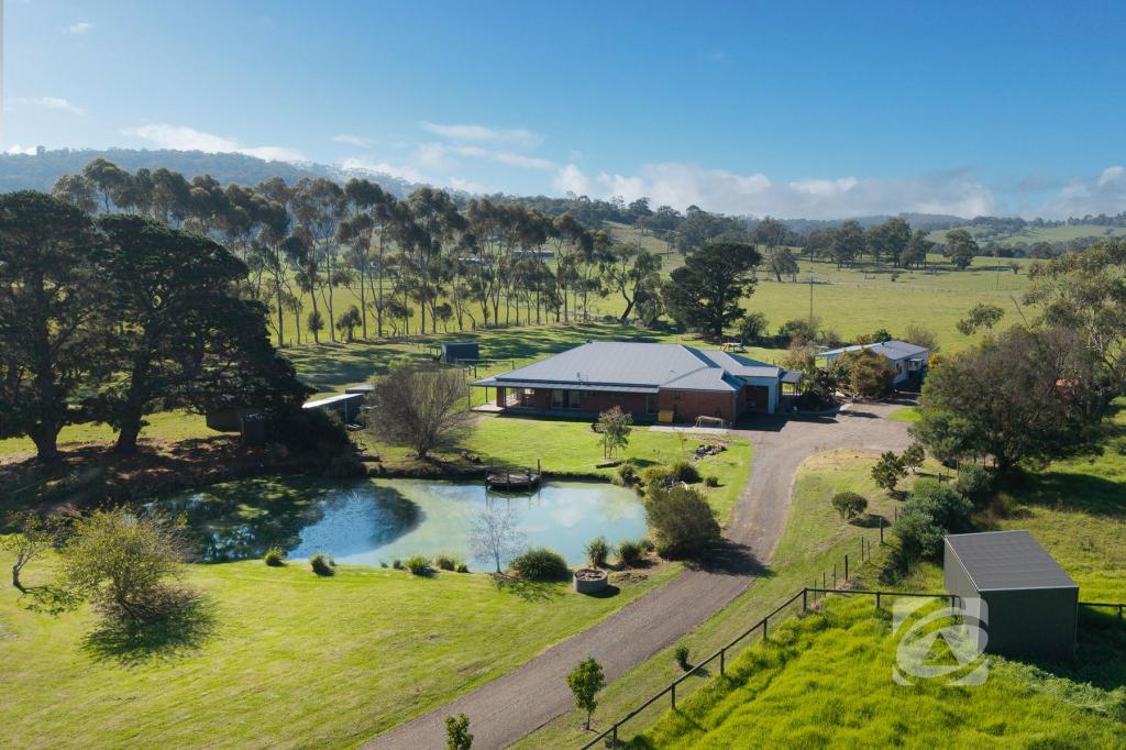 2/210 Toomuc Valley Rd, Pakenham, VIC 3810