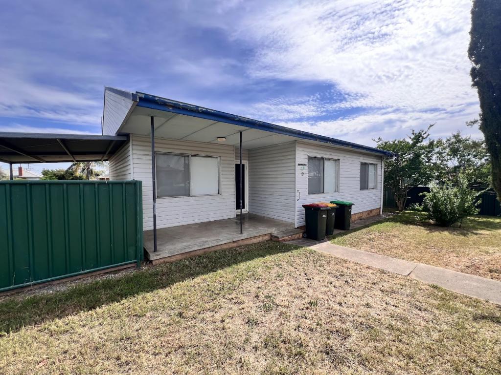 10 Edgeroy St, South Tamworth, NSW 2340