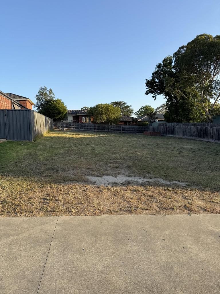 1 Barra Cl, Healesville, VIC 3777