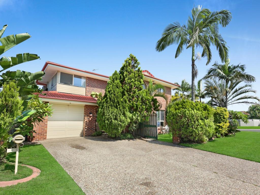 1/8 Washington Ct, Varsity Lakes, QLD 4227