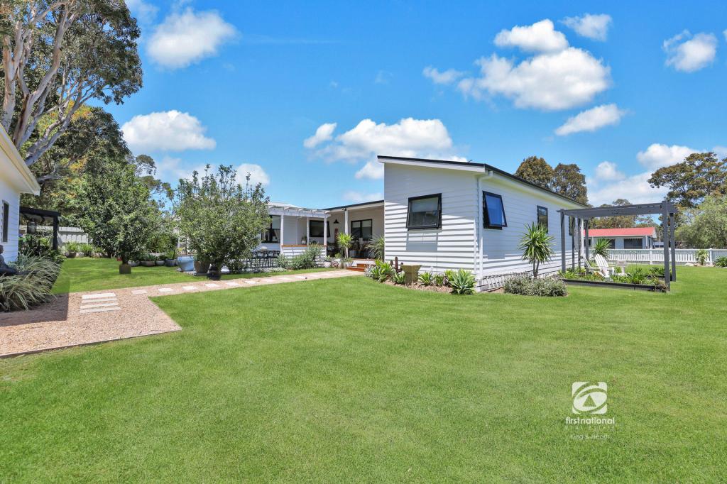 4 Allan St, Metung, VIC 3904