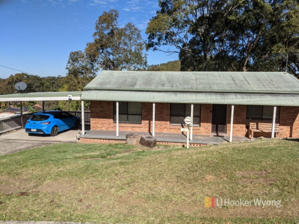 4 Hasluck Dr, Watanobbi, NSW 2259