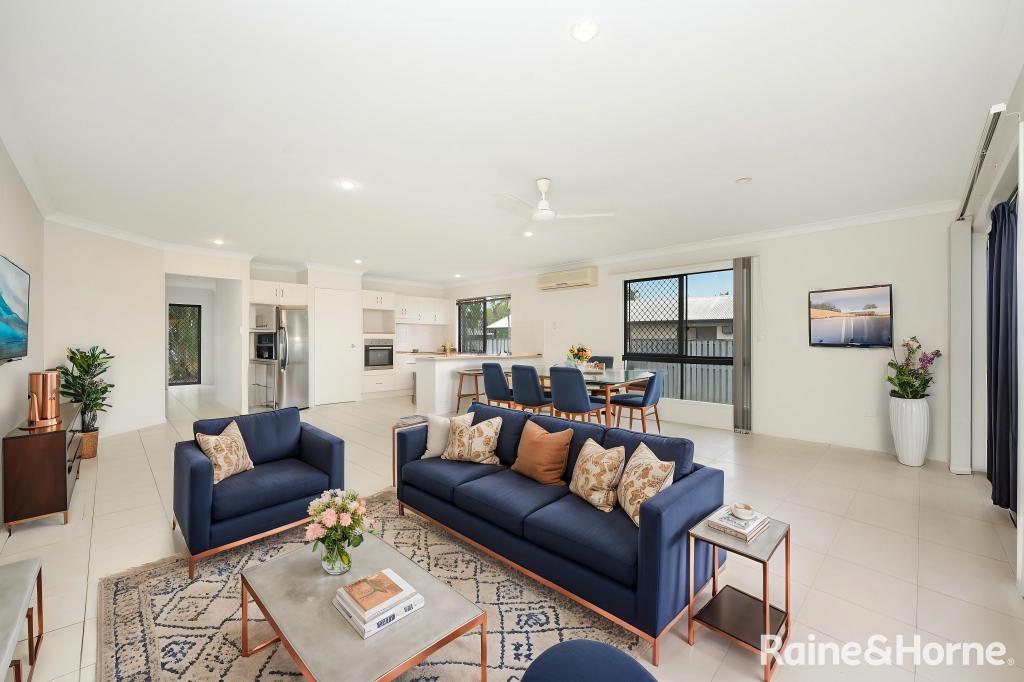 14 Ugarte St, Bushland Beach, QLD 4818