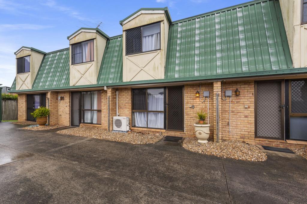 2/4 GARGET ST, EAST TOOWOOMBA, QLD 4350