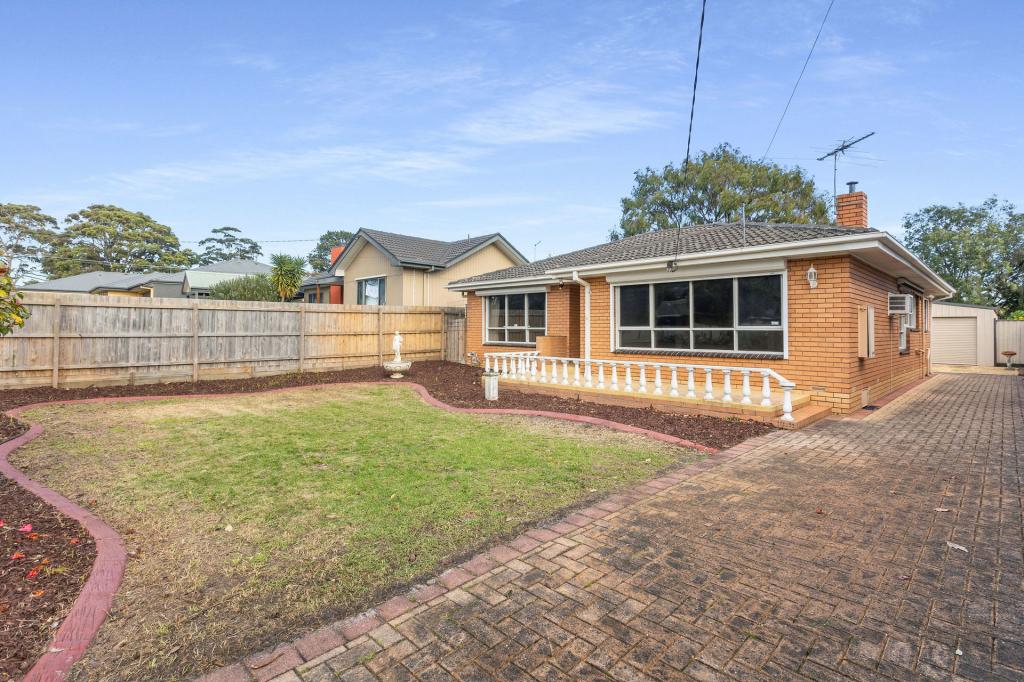 26 Clovelly Ave, Rosebud, VIC 3939