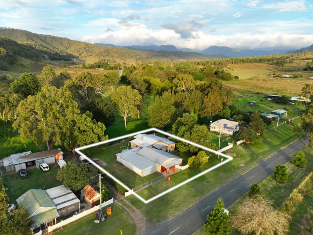 1675 Christmas Creek Rd, Hillview, QLD 4285