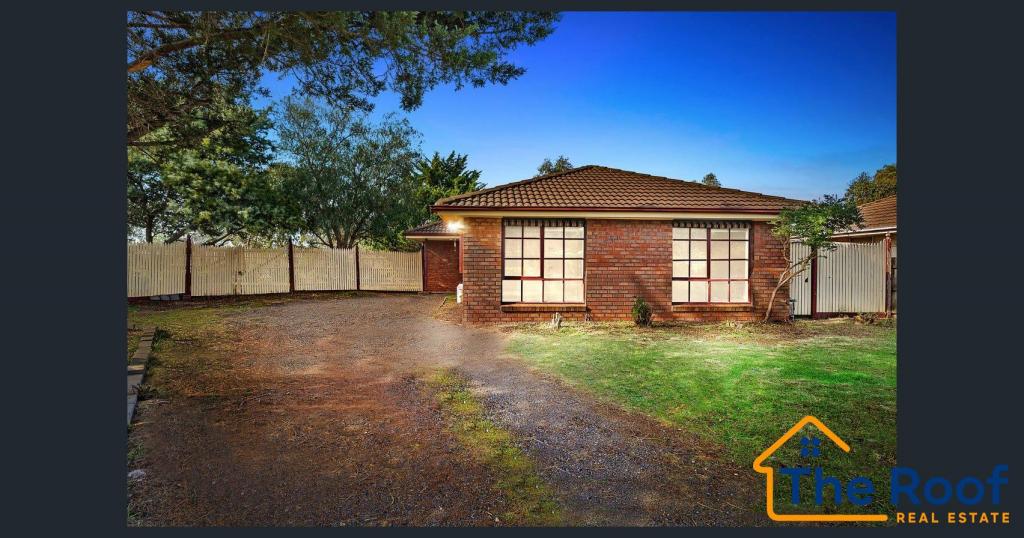 11 NELSON CT, MELTON SOUTH, VIC 3338