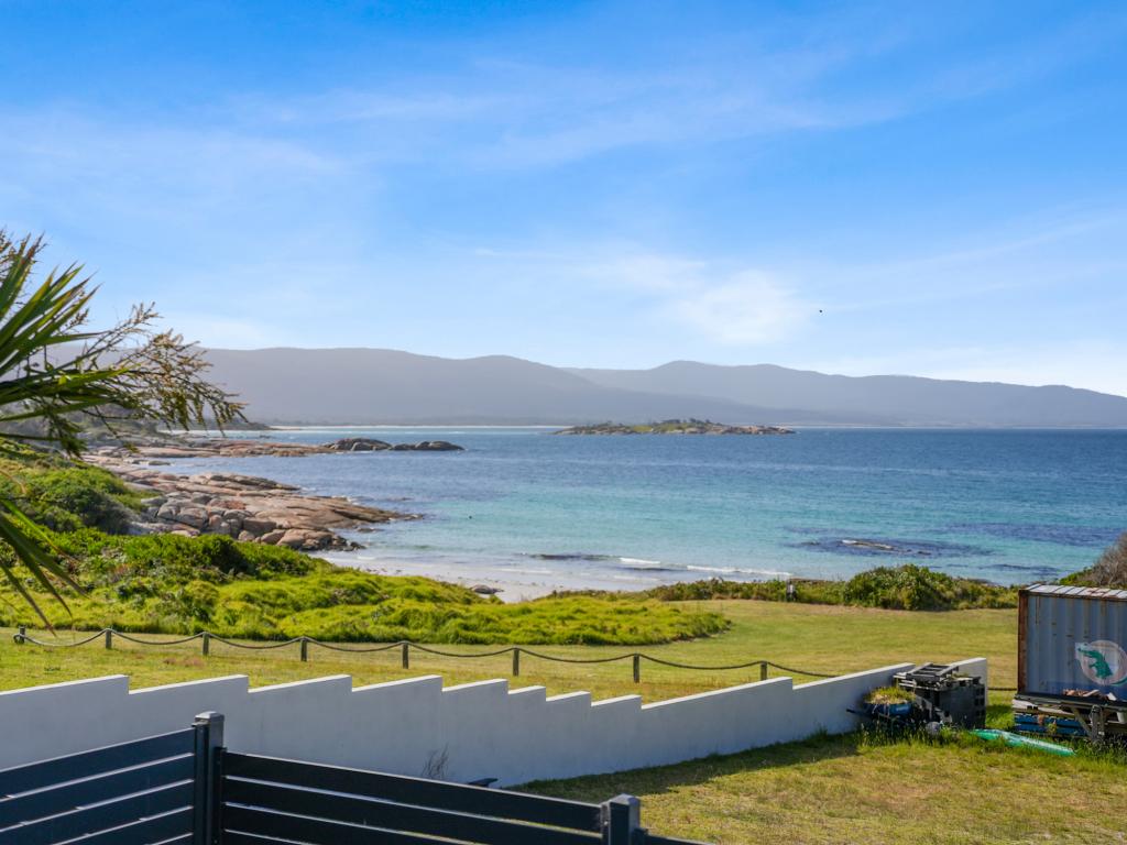 6 Jetty Rd, Bicheno, TAS 7215