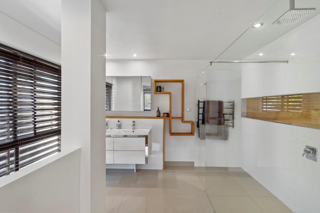 7 Lance Dr, Flinders View, QLD 4305