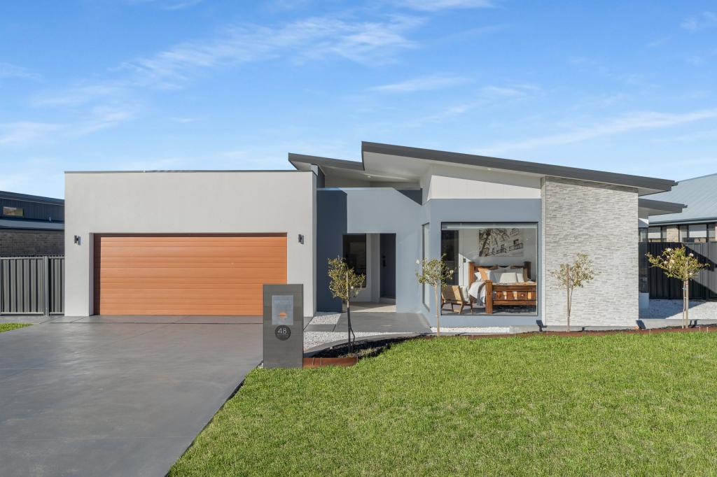 48 Fahy Cres, Orange, NSW 2800