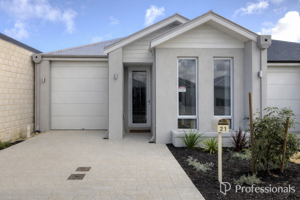 21 Leggatt St, Eglinton, WA 6034